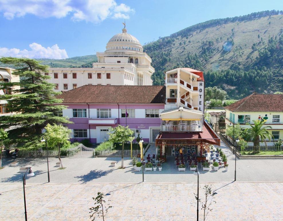 Hotel Orestiada Berat Buitenkant foto
